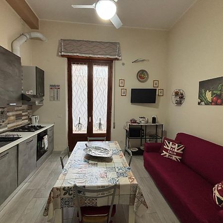 Appartamento Casa Ninetta Riposto Esterno foto